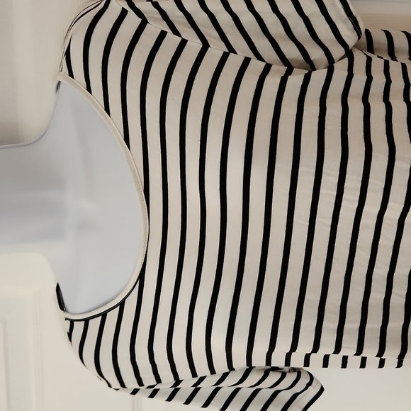 Black & White Stripe Tshirt Dress by Yelete - Picture 3 of 5